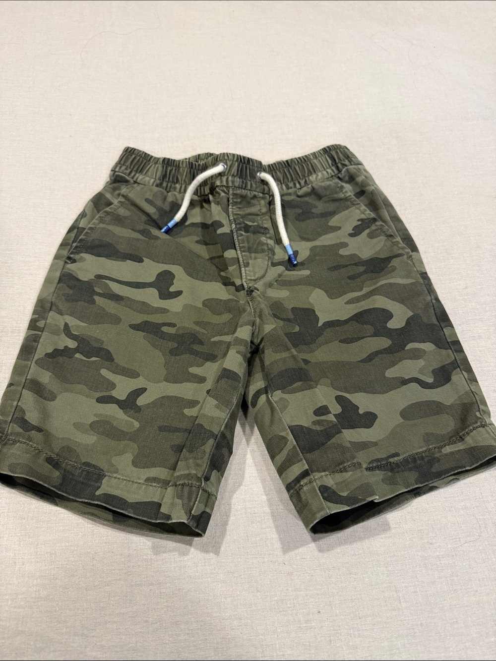 GAP Camo Pull-On Shorts in Olive Green
